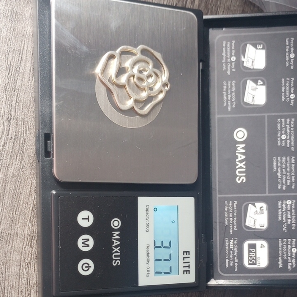 Silver Flower Pendant P244 3.77 Gram
